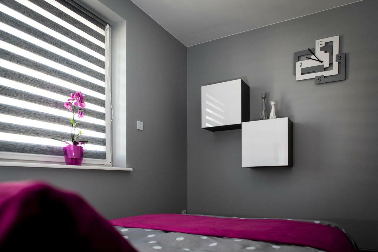 Apartament Elegance Pink レバル エクステリア 写真