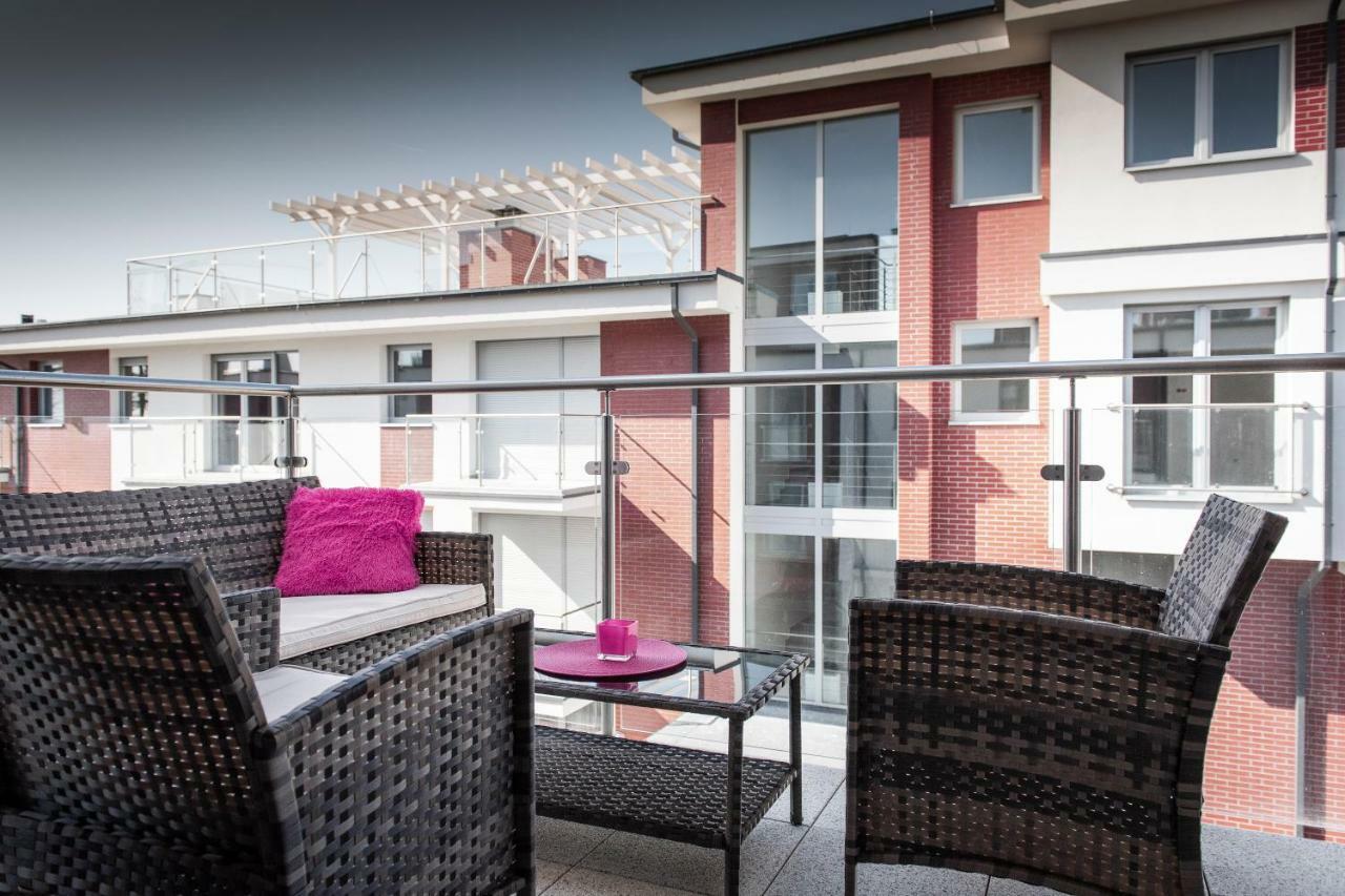 Apartament Elegance Pink レバル エクステリア 写真