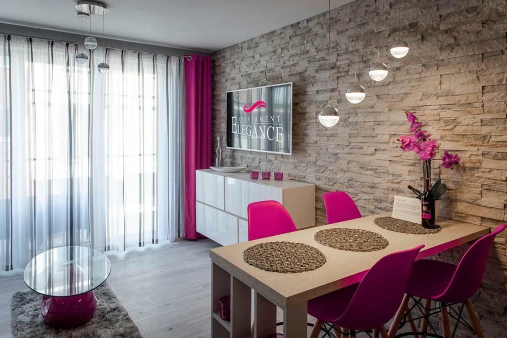 Apartament Elegance Pink レバル エクステリア 写真